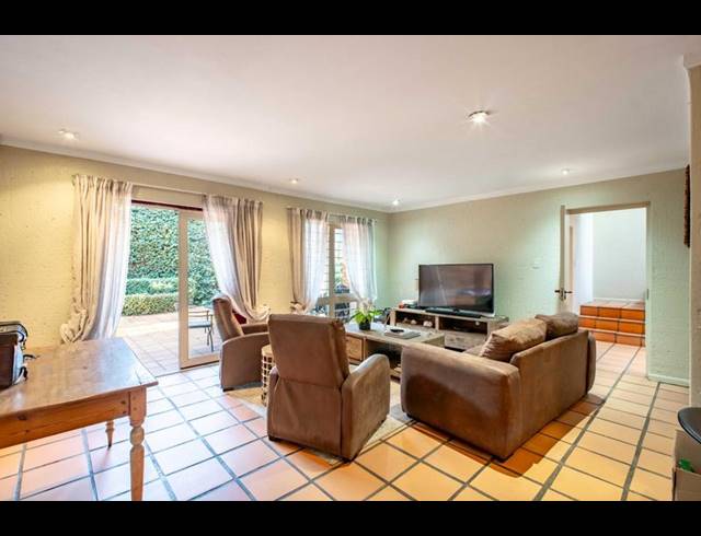 3 BEDROOM HOUSE FOR SALE IN HAZELWOOD